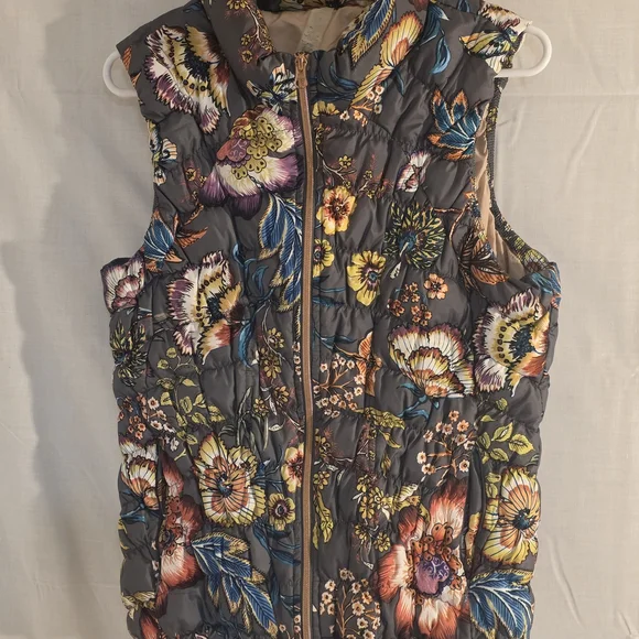 Anthropologie "Pure Good" Gray Quilted Floral Puffer Vest Multicolor Blooms Sz M - Picture 4 of 10